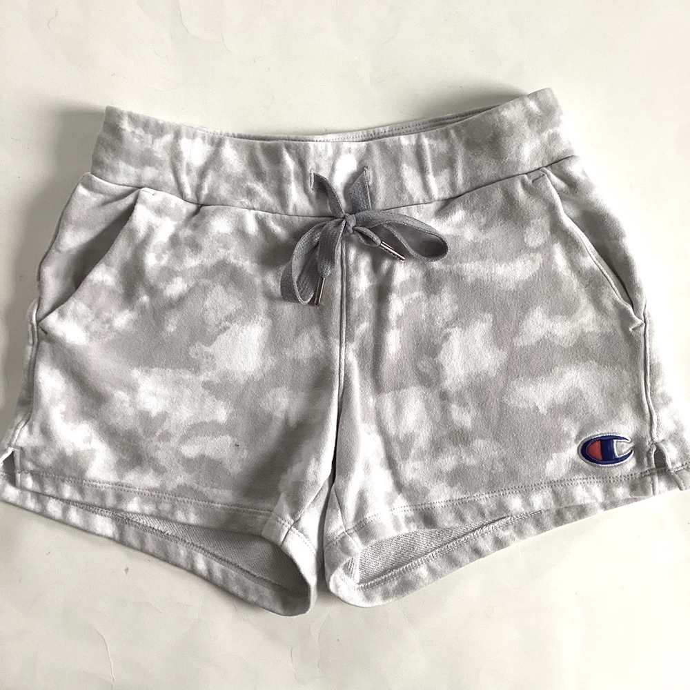 🛍️5/💲20🛍️ CHAMPION shorts